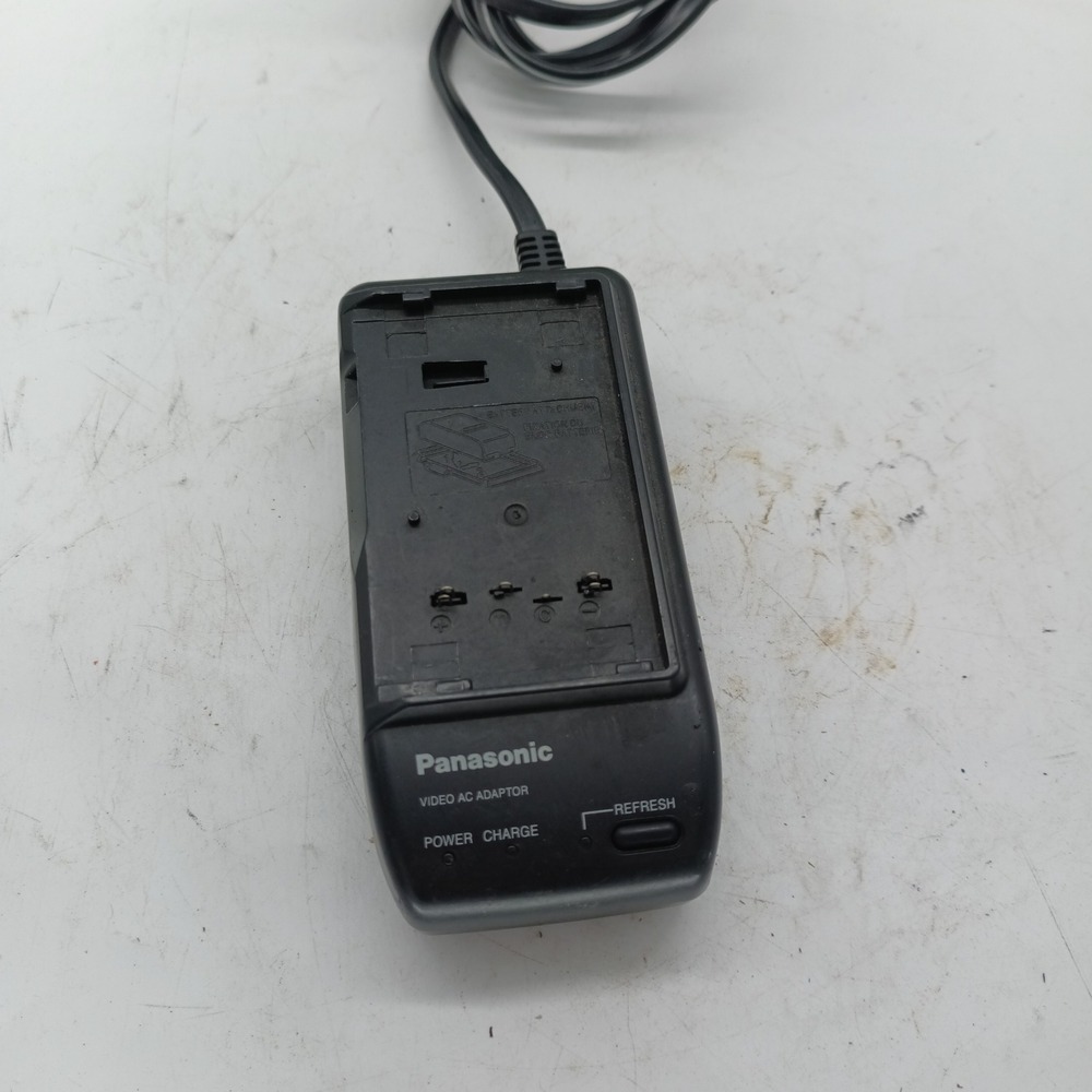 Panasonic PV-A20 Video AC Adaptor Battery Charger Black a14